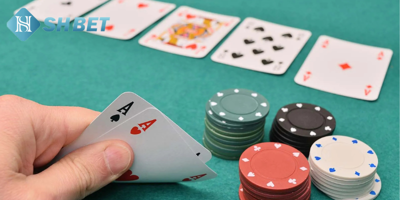 Giao diện bàn chơi Texas Poker chuyên nghiệp